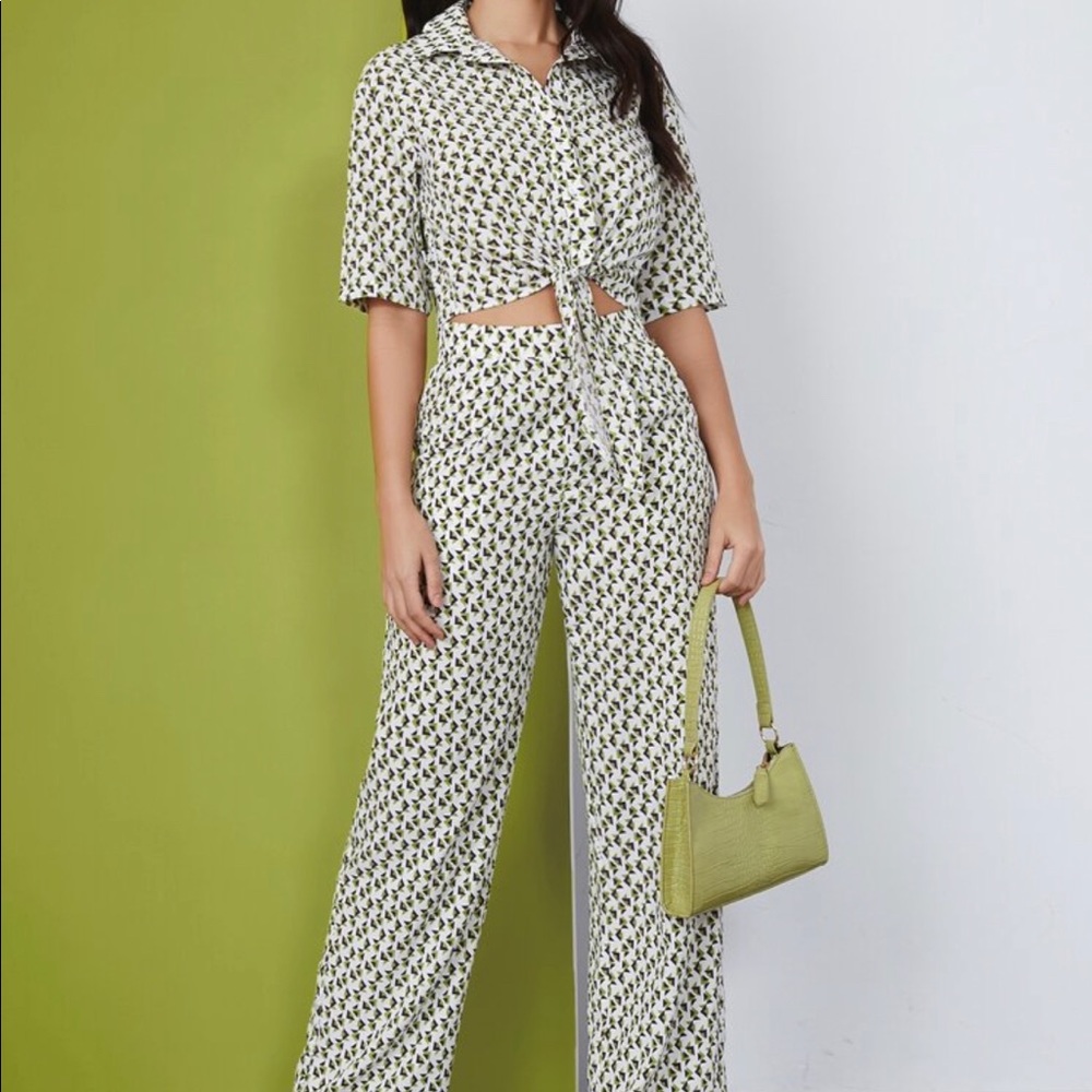 SHEIN Tie Front Geo Blouse & Pants Set